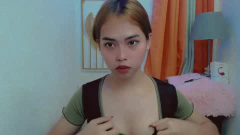 Snapshot of asian_pinay_oldlover chatting on 06/28/26, 10:16 Angel online show from 06/28/26, 10:16