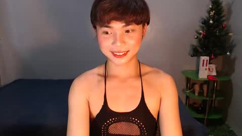 Snapshot of asian_reyshell chatting on 10/07/25, 01:36 Reyshell online show from 10/07/25, 01:36