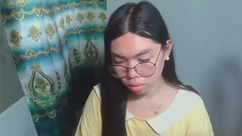 Rhean online show from 02/22/25, 05:44