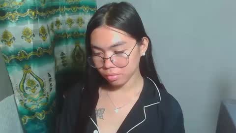 Rhean online show from 02/22/25, 04:30