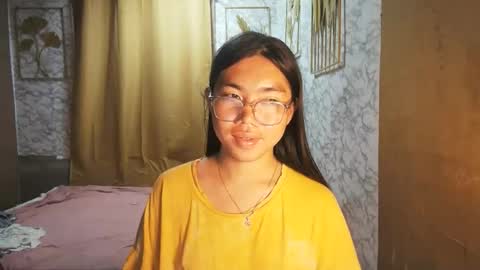 Rhean online show from 09/18/25, 12:23