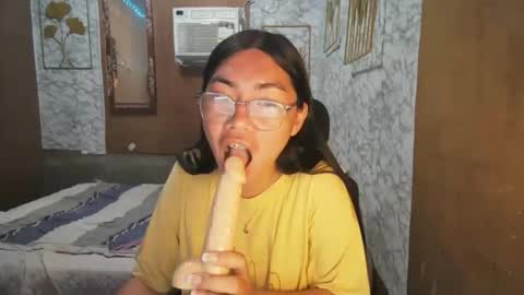 Rhean online show from 10/25/25, 12:18