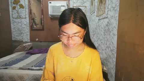 Rhean online show from 11/05/25, 10:54