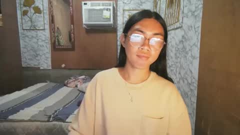 Rhean online show from 11/08/25, 11:32