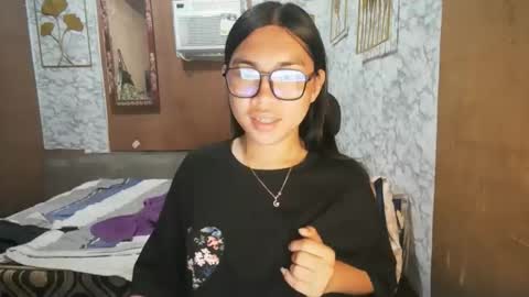 Rhean online show from 11/21/25, 02:54