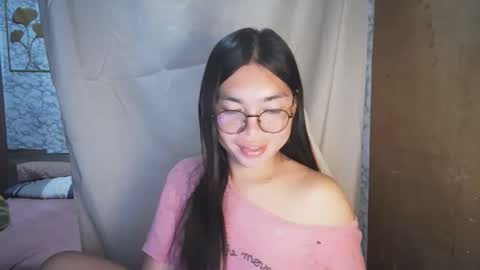 Rhean online show from 12/14/25, 11:37