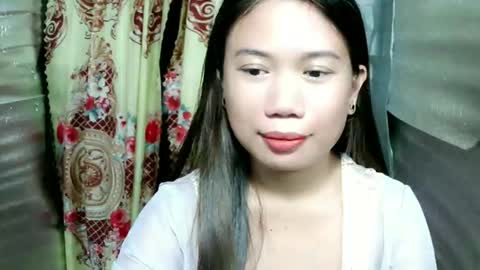 Snapshot of asian_ruby143 chatting on 11/04/25, 03:33 YOURE ASIAN PRETTY GIRL online show from 11/04/25, 03:33