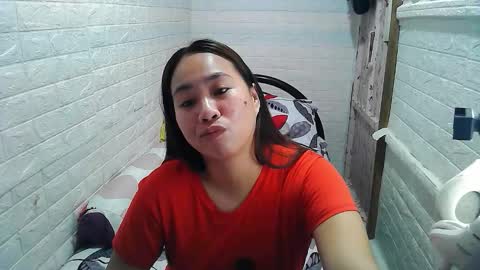 Snapshot of asian_sexydimples chatting on 11/11/25, 10:32 Trixie online show from 11/11/25, 10:32