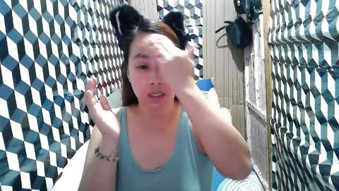 Snapshot of asian_sexydimples chatting on 04/05/26, 02:47 Trixie online show from 04/05/26, 02:47