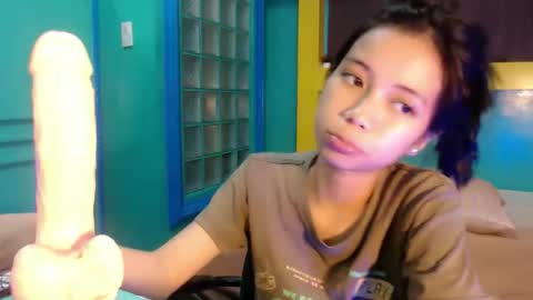 Snapshot of asian_slade chatting on 05/08/26, 04:12 asian_slade online show from 05/08/26, 04:12