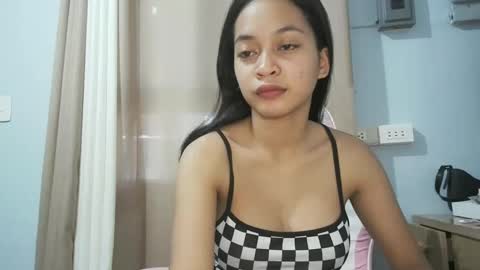 Snapshot of asian_trish chatting on 10/21/25, 10:21 asian_trish online show from 10/21/25, 10:21