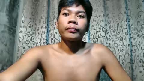 Snapshot of asian_twinkhulk chatting on 09/26/25, 11:03 Jm online show from 09/26/25, 11:03