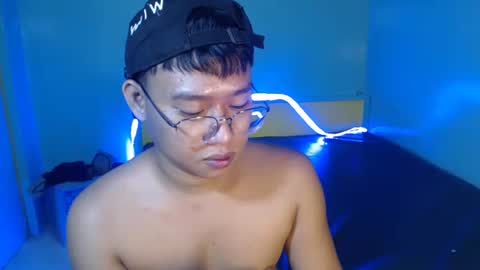 Snapshot of asian_walker chatting on 05/09/26, 05:23 asian_walker online show from 05/09/26, 05:23