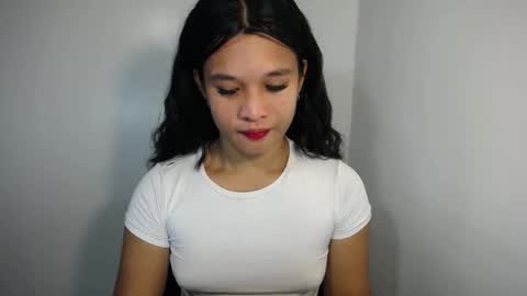 Snapshot of asian_yannie chatting on 03/28/26, 12:05 Yan online show from 03/28/26, 12:05