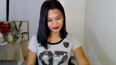 Snapshot of asian_yannie chatting on 06/18/26, 11:20 Yan online show from 06/18/26, 11:20