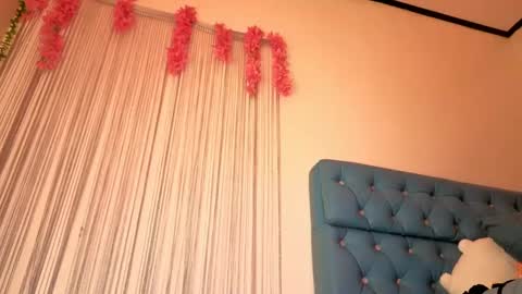 Snapshot of asianbabecandy chatting on 02/13/25, 12:11 candy online show from 02/13/25, 12:11