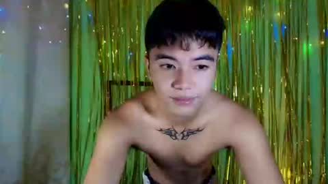 Snapshot of asiancarl_bigcock chatting on 12/20/25, 11:12 kairo dewji in ifbi online show from 12/20/25, 11:12