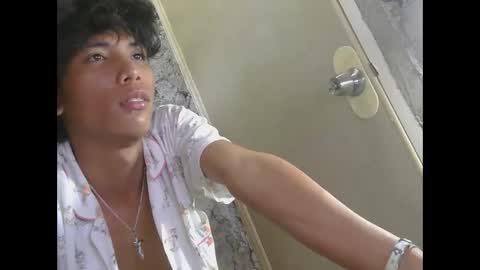 Snapshot of asiancockinsan chatting on 01/18/26, 12:14 Isan online show from 01/18/26, 12:14