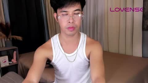 Snapshot of asiancum_peter chatting on 06/09/26, 02:45 asiancum_peter online show from 06/09/26, 02:45