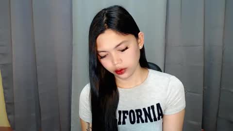 Snapshot of asiancumgirlxxx_ chatting on 03/26/26, 03:01 asiancumgirlxxx_ online show from 03/26/26, 03:01