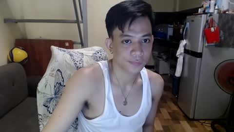 Snapshot of asiandreamboyx chatting on 03/06/25, 08:19 asiandreamboyx online show from 03/06/25, 08:19