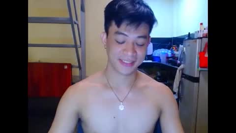 Snapshot of asiandreamboyx chatting on 10/01/25, 06:25 asiandreamboyx online show from 10/01/25, 06:25