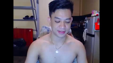 Snapshot of asiandreamboyx chatting on 10/04/25, 07:17 asiandreamboyx online show from 10/04/25, 07:17