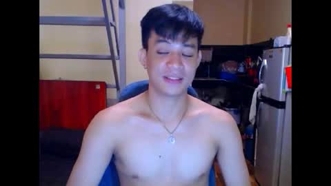 Snapshot of asiandreamboyx chatting on 10/05/25, 08:56 asiandreamboyx online show from 10/05/25, 08:56