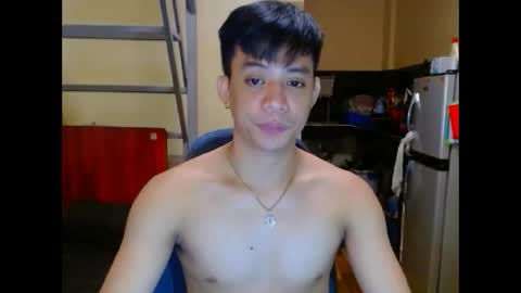 Snapshot of asiandreamboyx chatting on 10/15/25, 06:02 asiandreamboyx online show from 10/15/25, 06:02