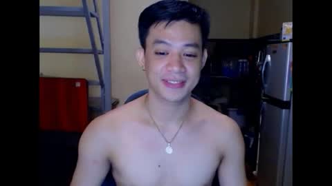Snapshot of asiandreamboyx chatting on 10/19/25, 05:02 asiandreamboyx online show from 10/19/25, 05:02