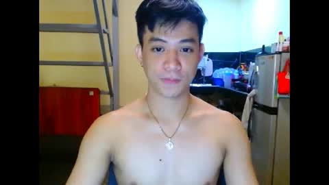 Snapshot of asiandreamboyx chatting on 02/14/26, 10:17 asiandreamboyx online show from 02/14/26, 10:17