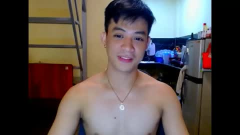 Snapshot of asiandreamboyx chatting on 04/15/26, 01:12 asiandreamboyx online show from 04/15/26, 01:12
