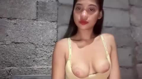 Snapshot of asianfuckdolljai chatting on 05/18/26, 02:01 asianfuckdolljai online show from 05/18/26, 02:01