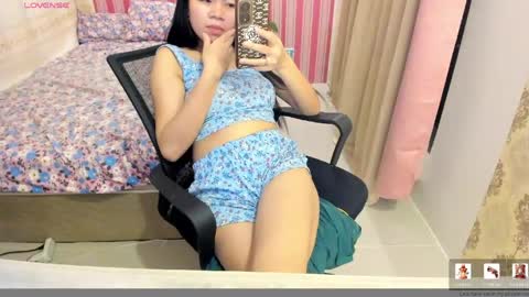 Snapshot of asianhot_babe chatting on 04/14/26, 12:22 Melody online show from 04/14/26, 12:22