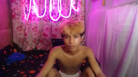 Snapshot of asianhot_boyxxx chatting on 10/29/25, 09:55 asianhot_boyxxx online show from 10/29/25, 09:55