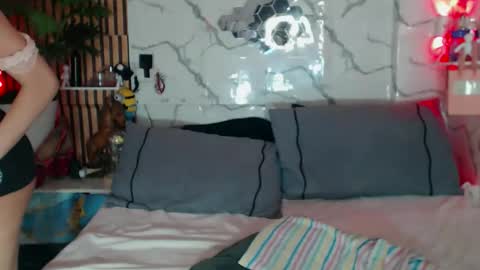Snapshot of asianhottestangel chatting on 04/05/26, 07:38 ALEAH online show from 04/05/26, 07:38