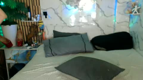 Snapshot of asianhottestangel chatting on 06/14/26, 11:23 ALEAH online show from 06/14/26, 11:23