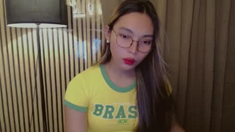 HI IM TAMIRA LOOKING FOR SERIOUS RELATIONSHIP online show from 10/31/25, 06:03