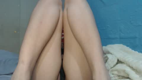 Snapshot of asianindulgent chatting on 02/27/26, 04:29 AMARA online show from 02/27/26, 04:29