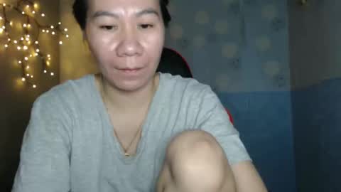 Snapshot of asianindulgent chatting on 03/14/26, 04:23 AMARA online show from 03/14/26, 04:23