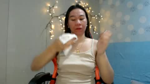 Snapshot of asianindulgent chatting on 07/05/26, 03:02 AMARA online show from 07/05/26, 03:02