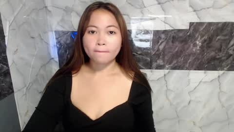 Snapshot of asianlyn69 chatting on 08/02/26, 03:38 asianlyn69 online show from 08/02/26, 03:38