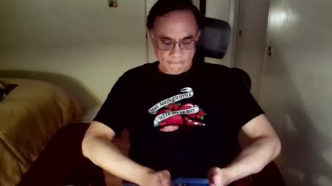Snapshot of asianmixedman chatting on 03/07/25, 10:43 Asian Mixed Man online show from 03/07/25, 10:43