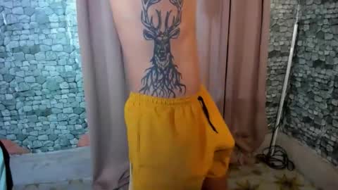 Snapshot of asianplayboyx chatting on 11/12/25, 07:24 mark online show from 11/12/25, 07:24