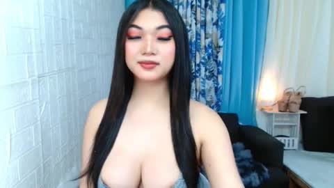 Nina online show from 05/05/26, 07:22