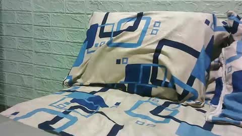 Zoe online show from 02/03/25, 02:36