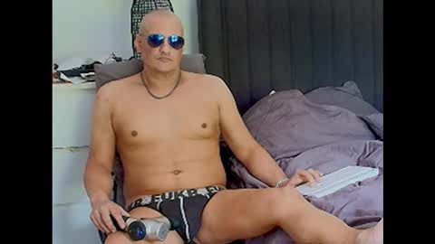 Snapshot of askil8802 chatting on 12/01/25, 02:49 askil8802 online show from 12/01/25, 02:49