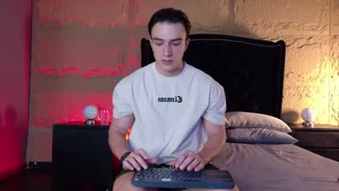 Aslan  online show from 06/15/26, 12:13