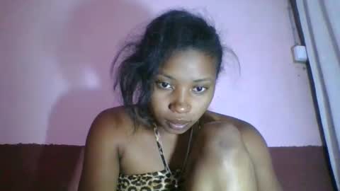 asmiraa online show from 12/21/25, 05:53