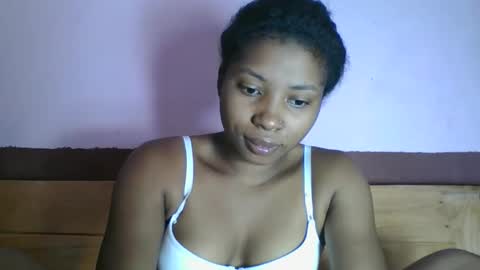 asmiraa online show from 03/08/26, 09:35